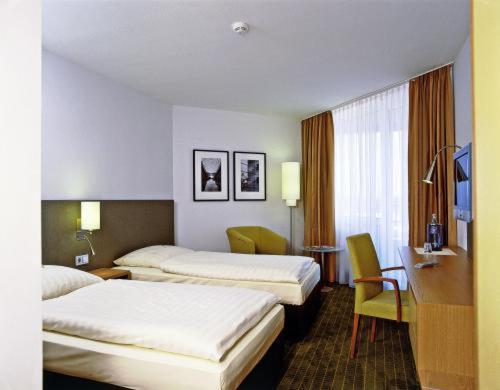 Overnight Tagungshotel Im Abz Керпен Номер фото